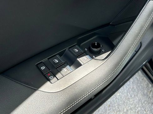 Used 2021 Audi A6 Premium Plus w/ Premium Plus Package AWD/4WD image 28