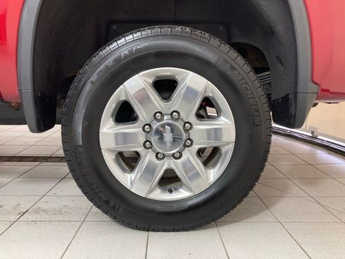Used 2020 Chevrolet Silverado 2500 LTZ w/ LTZ Premium Package AWD/4WD image 28