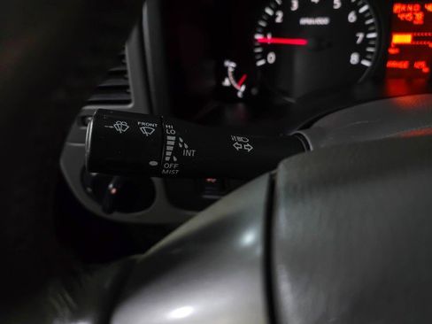 Used 2019 Nissan NV 3500 SL image 20