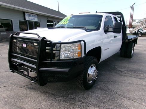 Used 2013 Chevrolet Silverado 3500 W/T w/ Snow Plow Prep Package AWD/4WD image 4