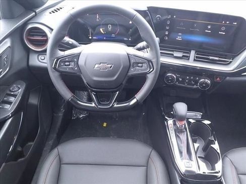 New 2025 Chevrolet Trax RS w/ Driver Confidence Package image 5