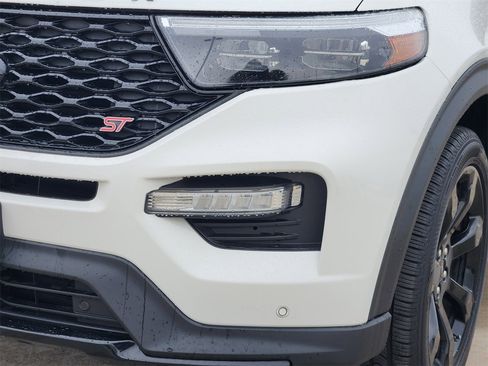 Used 2023 Ford Explorer ST w/ Equipment Group 401A image 11