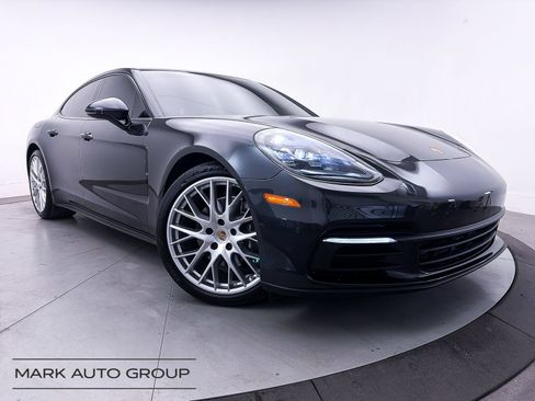 Used 2018 Porsche Panamera image 1