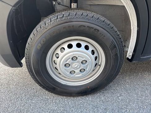 Used 2025 RAM ProMaster 3500 w/ Convenience Group image 8