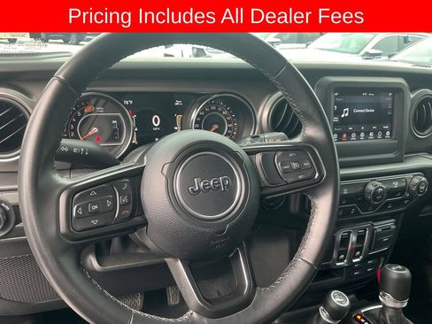 Used 2021 Jeep Wrangler Sport AWD/4WD image 12