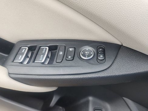Used 2020 Honda Accord LX image 25