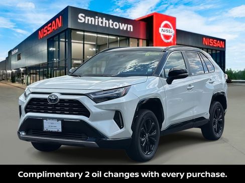 Used 2022 Toyota RAV4 XSE image 2