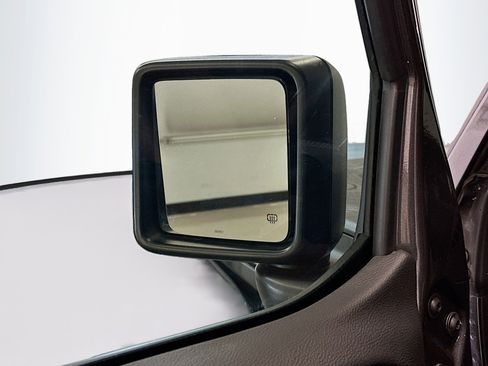 Used 2021 Jeep Wrangler Sahara w/ Cold Weather Group image 16