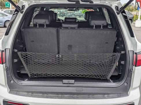 Used 2025 Toyota Sequoia Limited image 11