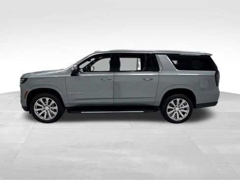Certified 2026 Chevrolet Suburban Premier AWD/4WD image 3