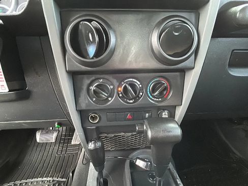 Used 2010 Jeep Wrangler Unlimited Sport w/ Trailer Tow Group AWD/4WD image 13