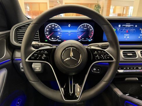 Certified 2025 Mercedes-Benz GLE 350 4MATIC image 8