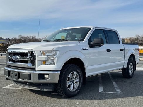 Used 2017 Ford F150 XLT image 3