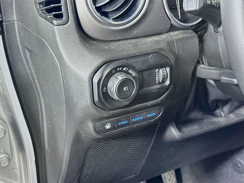 Used 2023 Jeep Wrangler Unlimited Rubicon 4xe AWD/4WD image 20