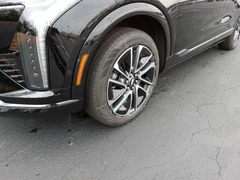 New 2026 Cadillac Optiq Sport 1 image 6