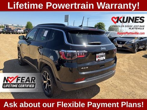 Used 2026 Jeep Compass Limited AWD/4WD image 7