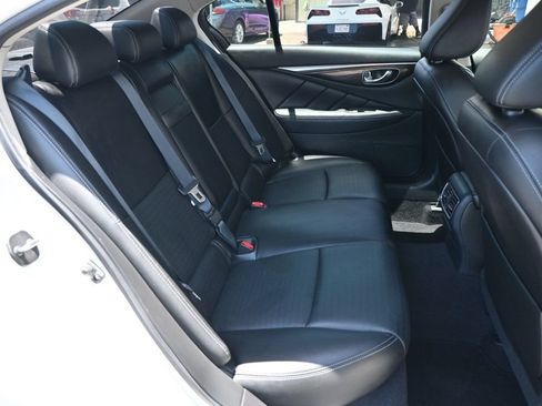 Used 2016 INFINITI Q50 Red Sport 400 RWD image 21
