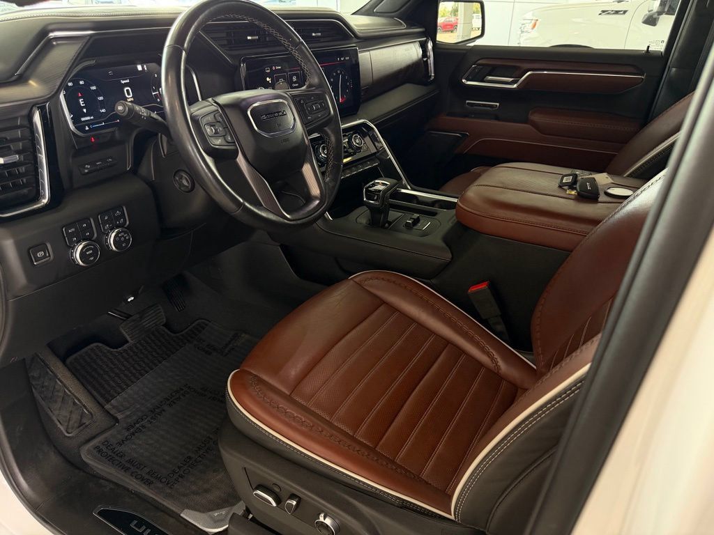 Used 2023 GMC Sierra 1500 Denali Ultimate AWD/4WD image 10