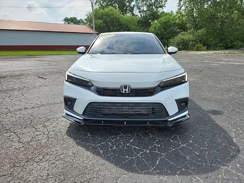 Used 2023 Honda Civic Touring image 10