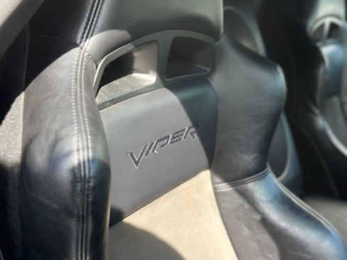 Used 2006 Dodge Viper SRT-10 RWD image 25