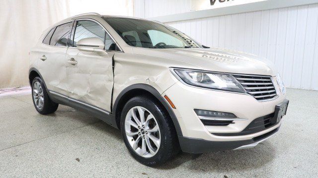 Used 2017 Lincoln MKC Select w/ Select Plus Package AWD/4WD image 5