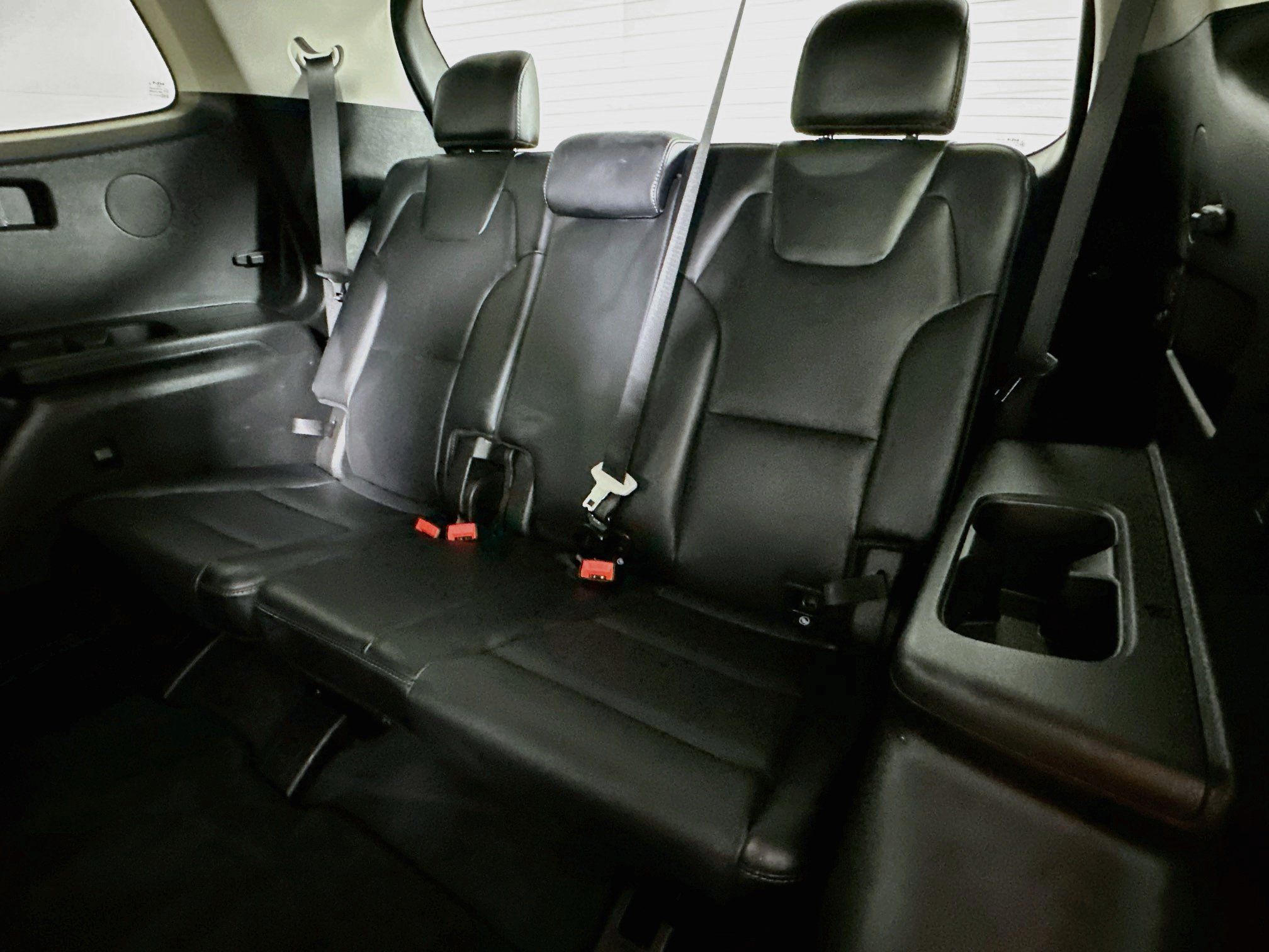 Used 2025 Kia Telluride S FWD image 30