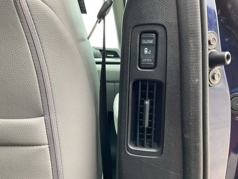 Used 2019 Honda Odyssey EX-L image 52