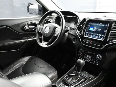 Used 2020 Jeep Cherokee Limited image 20