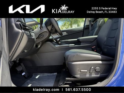 New 2026 Kia Sportage SX FWD image 18