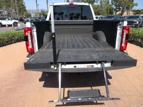 Certified 2024 Ford F250 Lariat w/ Lariat Ultimate Package AWD/4WD image 28