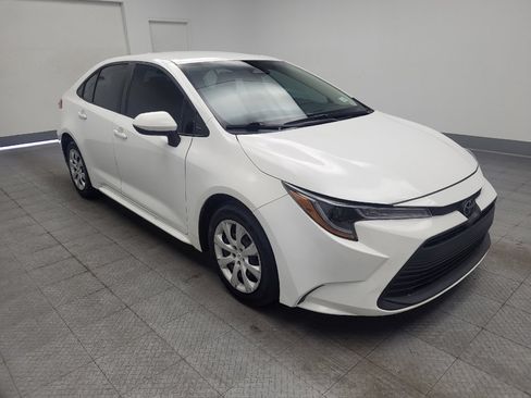 Used 2024 Toyota Corolla LE FWD image 13