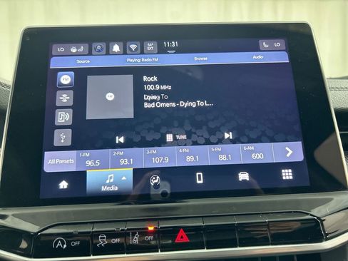 Used 2024 Jeep Compass Latitude w/ Convenience Group image 14