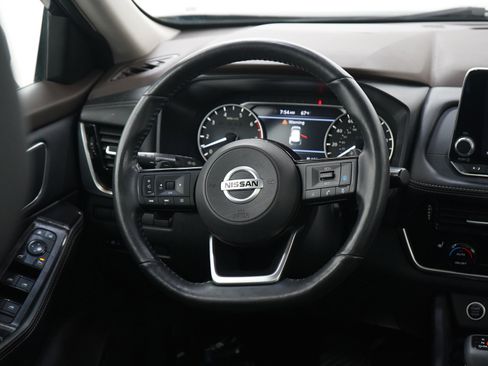 Used 2021 Nissan Rogue SV AWD/4WD image 17