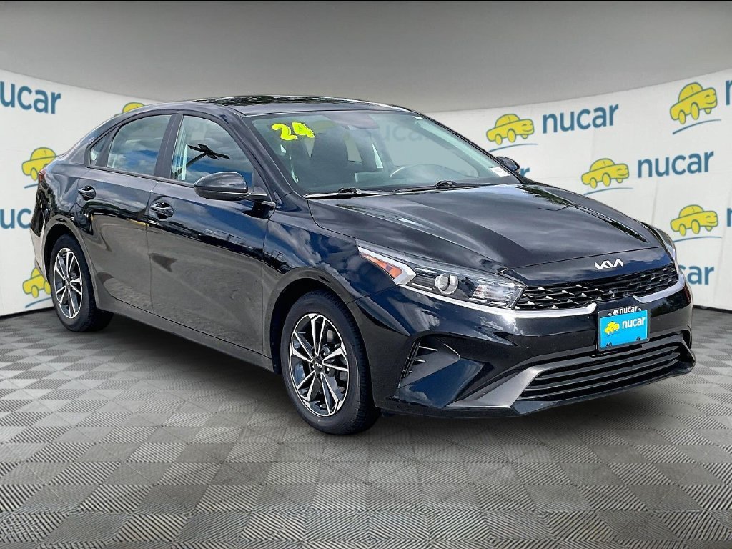 Certified 2024 Kia Forte LXS FWD image 1