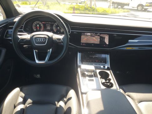 Used 2025 Audi Q7 3.0T Premium Plus AWD/4WD image 10