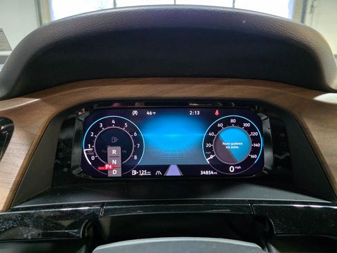 Used 2024 Volkswagen Atlas SE image 47