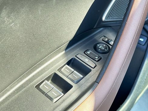 Used 2023 Acura TLX w/ Technology Package image 18