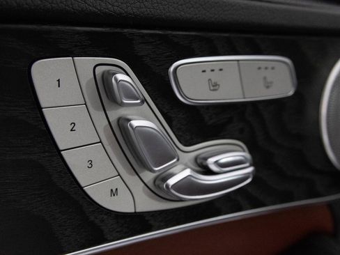 Used 2015 Mercedes-Benz C 300 4MATIC Sedan image 20