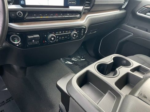 Used 2022 Chevrolet Silverado 1500 LT w/ Safety Package image 27