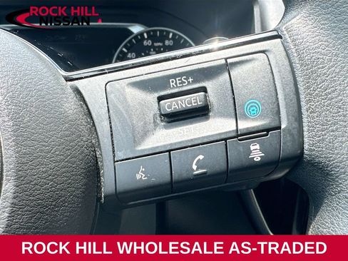 Used 2021 Nissan Rogue SV FWD image 10