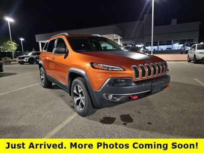 Used 2016 Jeep Cherokee Trailhawk w/ Comfort/Convenience Group