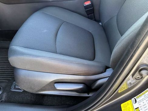 Used 2025 Toyota RAV4 LE AWD/4WD image 19