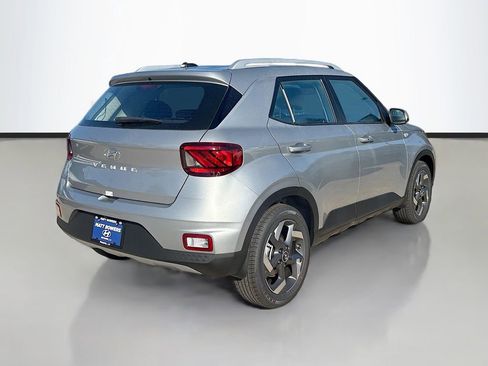 New 2025 Hyundai Venue SEL image 5