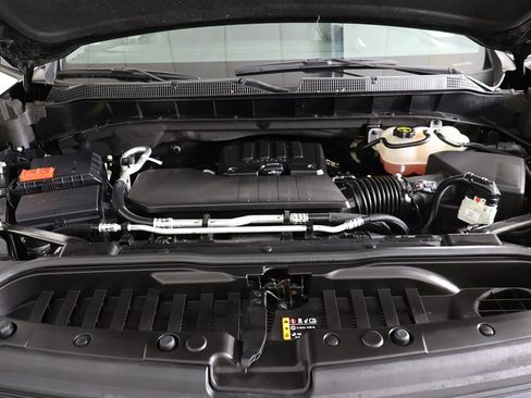 Used 2024 Chevrolet Silverado 1500 LT image 19