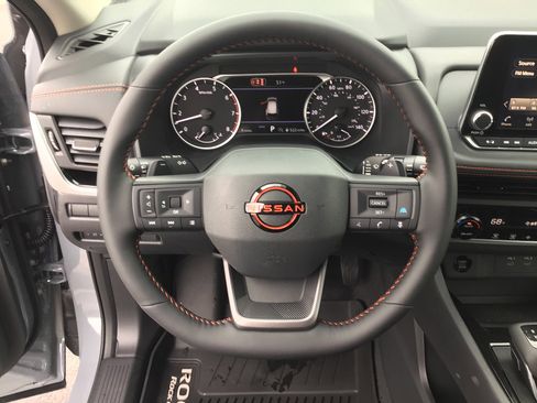 New 2026 Nissan Rogue SV AWD/4WD image 11
