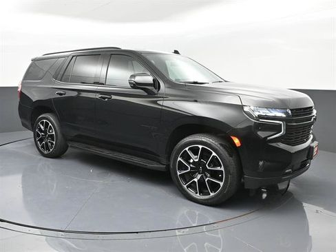 Used 2024 Chevrolet Tahoe RST w/ Luxury Package AWD/4WD image 2