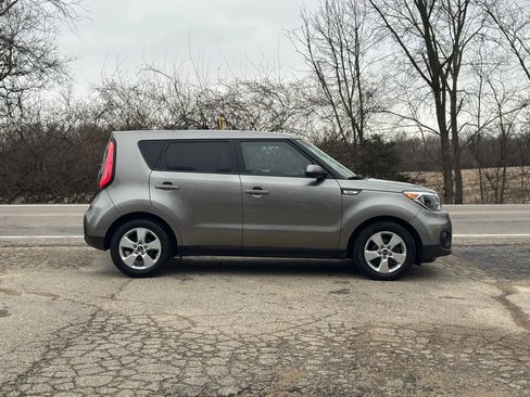 Used 2019 Kia Soul image 4