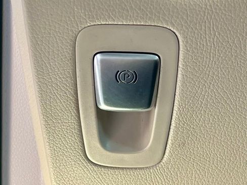 Certified 2022 Mercedes-Benz GLC 300 4MATIC image 26