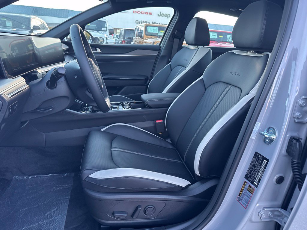 New 2027 Kia K5 GT-Line AWD/4WD image 7