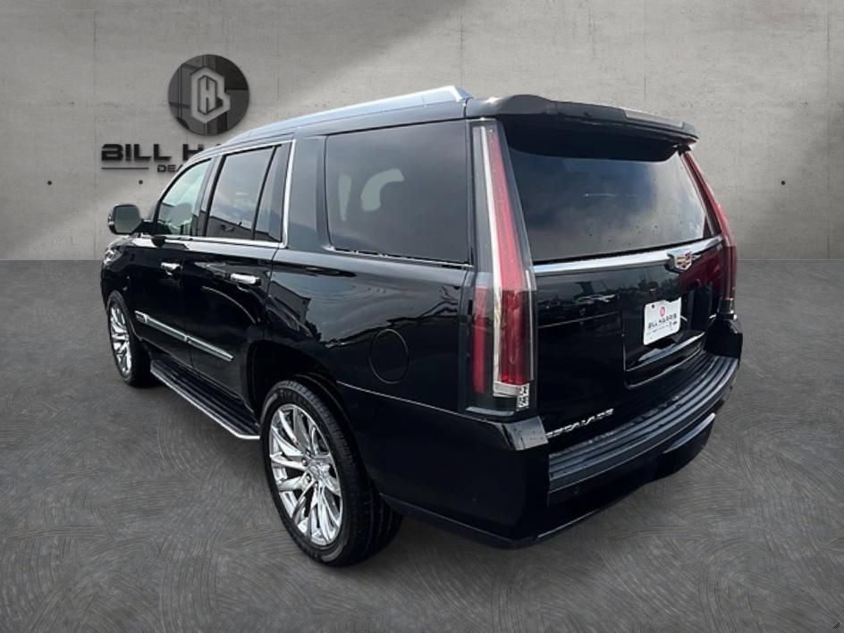 Used 2017 Cadillac Escalade Luxury AWD/4WD image 9